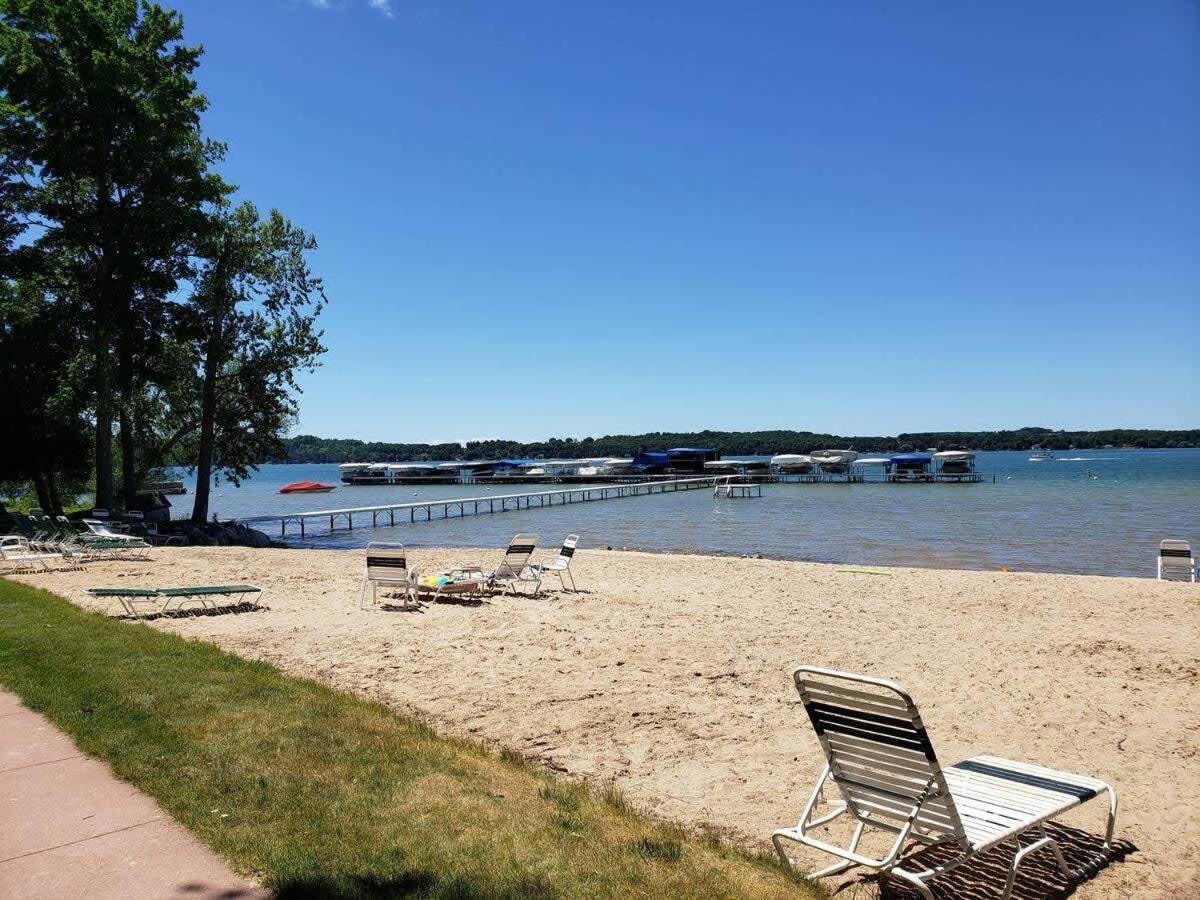 Top Floor Luxury, Sauna, Private Pool, Lake Bellaire Beach, 5 Beds, 4 Full Bath Exterior photo